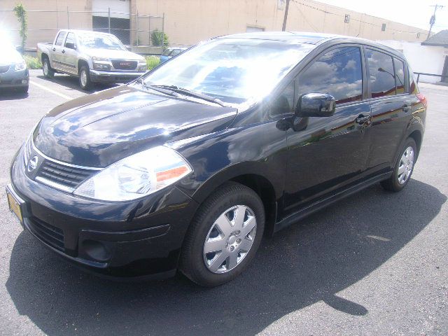 2008 Nissan Versa Limited Access Cab 4WD