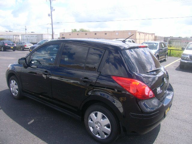 2008 Nissan Versa Limited Access Cab 4WD