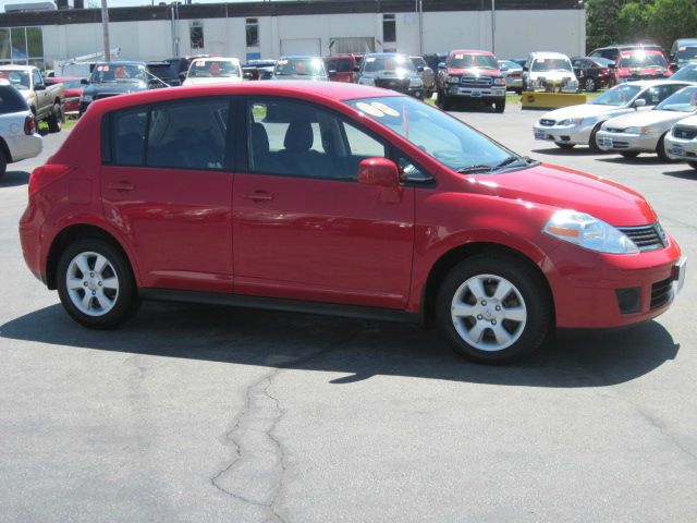 2008 Nissan Versa Limited Access Cab 4WD