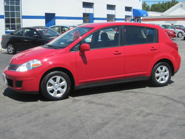 2008 Nissan Versa Limited Access Cab 4WD