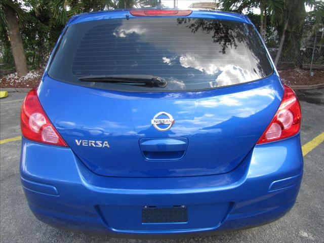 2009 Nissan Versa Passenger Sport Minivan 4D