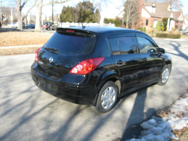 2009 Nissan Versa Sportxcab Crew Cab