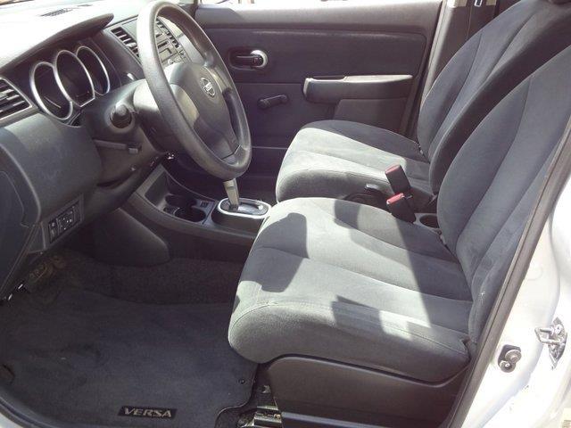 2009 Nissan Versa E43