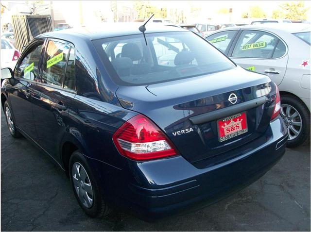 2009 Nissan Versa Slk32