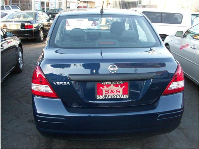 2009 Nissan Versa Slk32