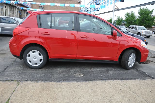 2009 Nissan Versa Carrera C4S