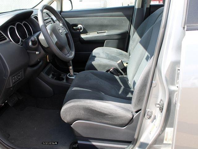 2009 Nissan Versa E43