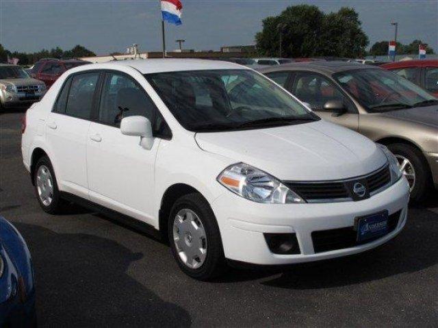 2009 Nissan Versa Unknown