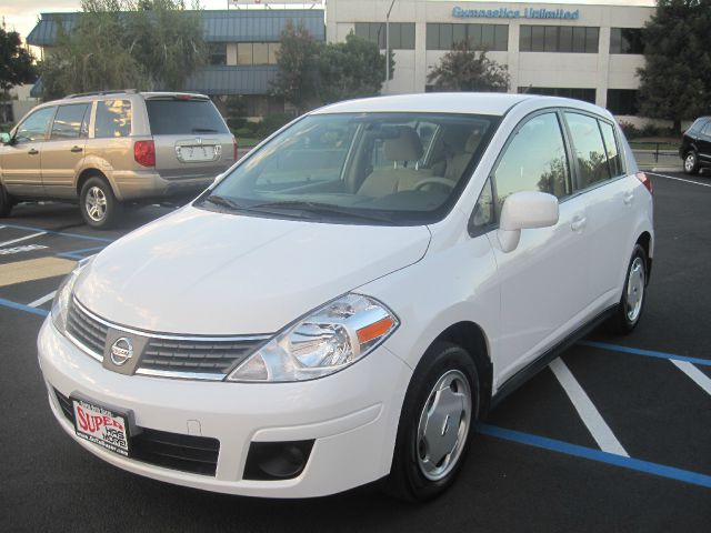 2009 Nissan Versa Sportxcab Crew Cab