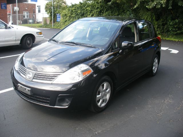 2009 Nissan Versa Sportxcab Crew Cab