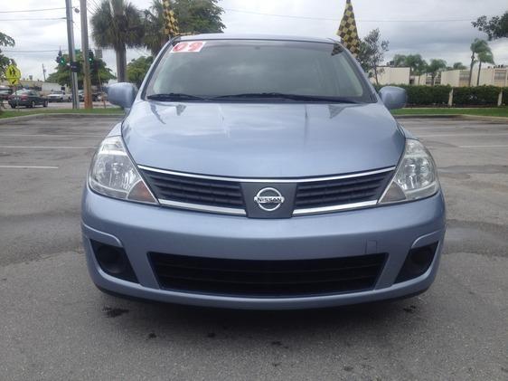 2009 Nissan Versa Carrera C4S