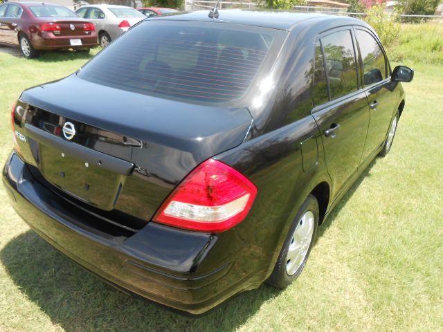 2009 Nissan Versa EX-L Sedan AT With Navigation