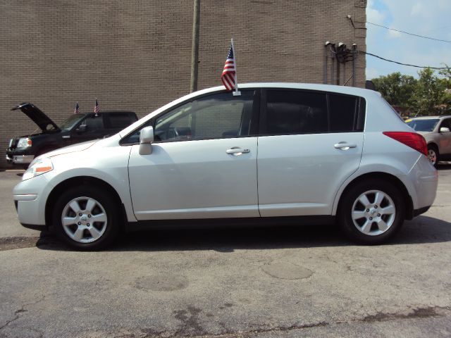 2009 Nissan Versa Sportxcab Crew Cab