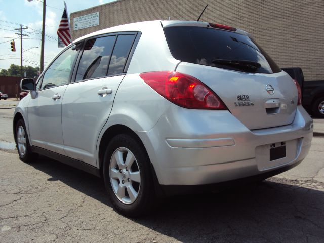 2009 Nissan Versa Sportxcab Crew Cab