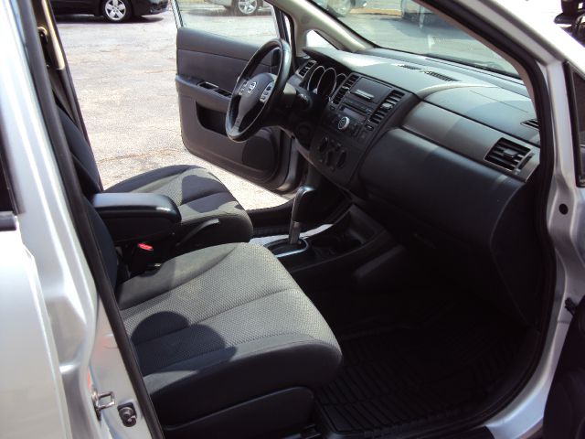 2009 Nissan Versa Sportxcab Crew Cab