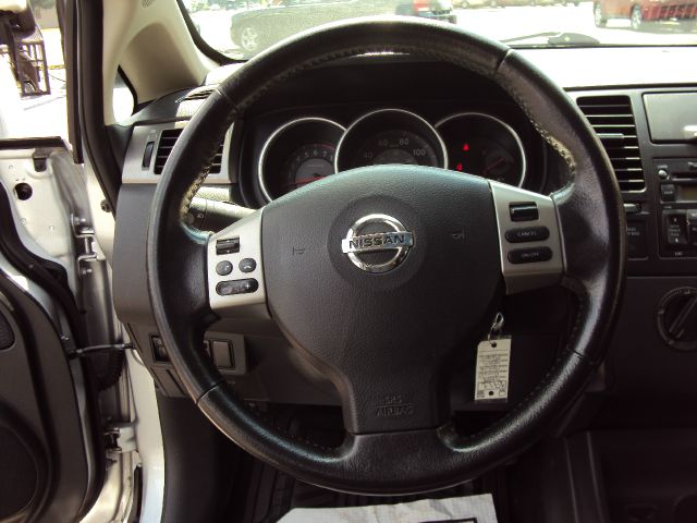 2009 Nissan Versa Sportxcab Crew Cab