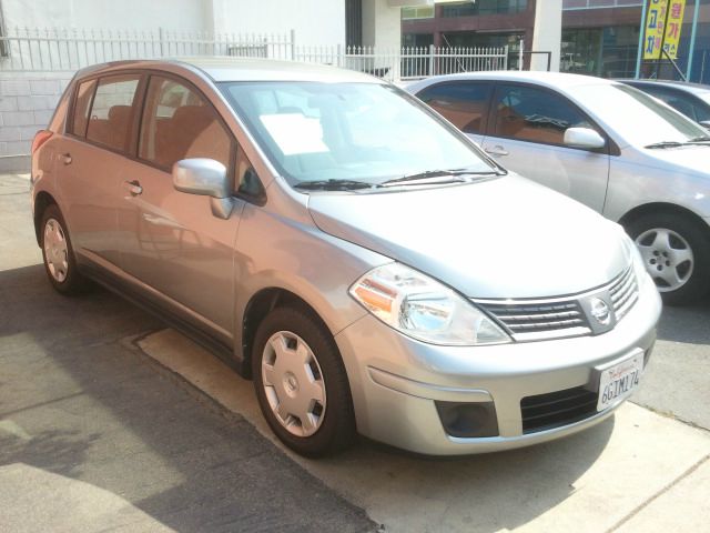 2009 Nissan Versa Carrera C4S