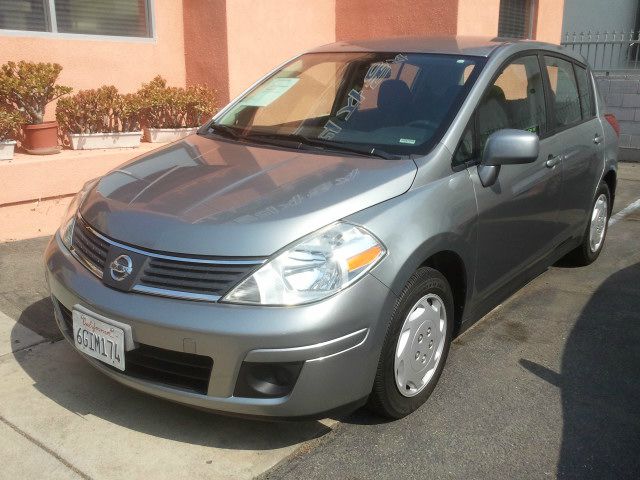 2009 Nissan Versa Carrera C4S