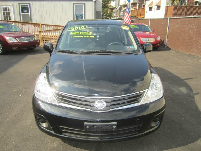 2010 Nissan Versa Carrera C4S