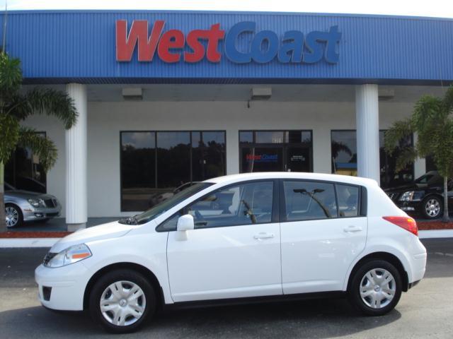 2010 Nissan Versa E43