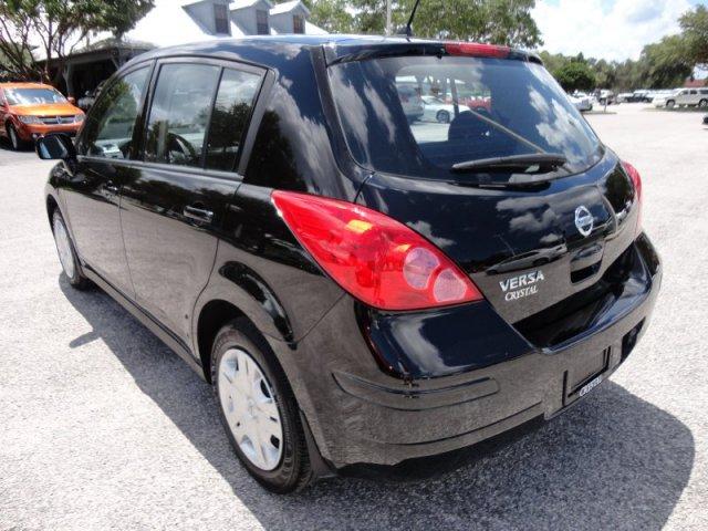 2010 Nissan Versa SR5 E. Cab 4x4 V8