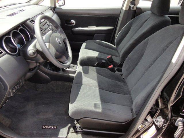 2010 Nissan Versa SR5 E. Cab 4x4 V8