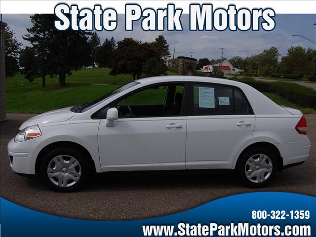 2010 Nissan Versa E43