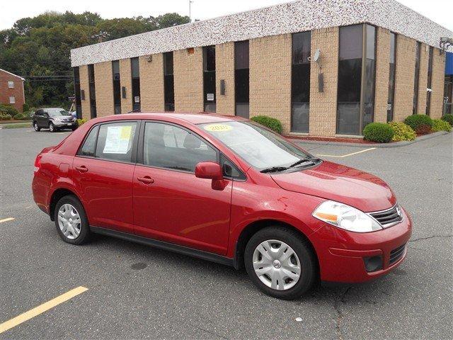 2010 Nissan Versa XR