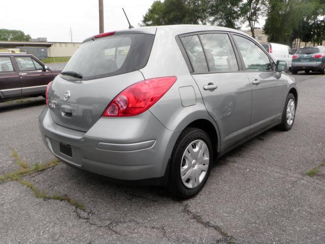 2010 Nissan Versa Unknown