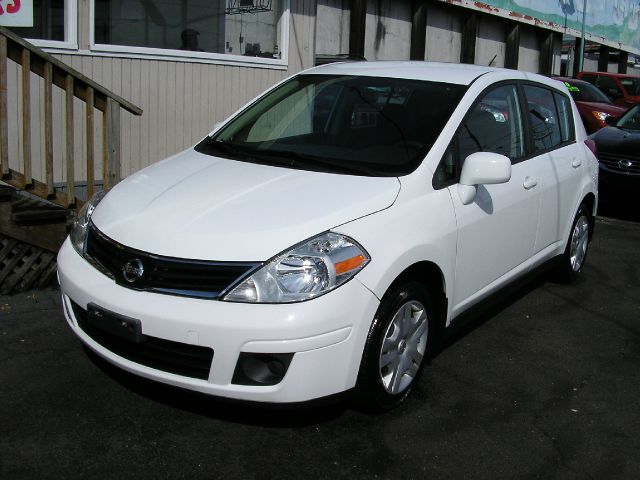 2011 Nissan Versa Unknown