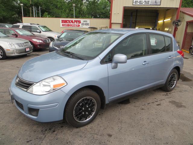 2011 Nissan Versa Unknown