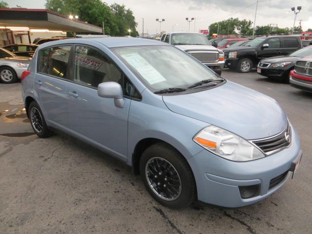 2011 Nissan Versa Unknown