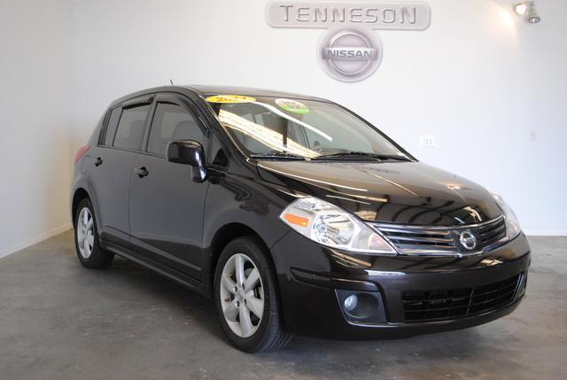 2011 Nissan Versa E43