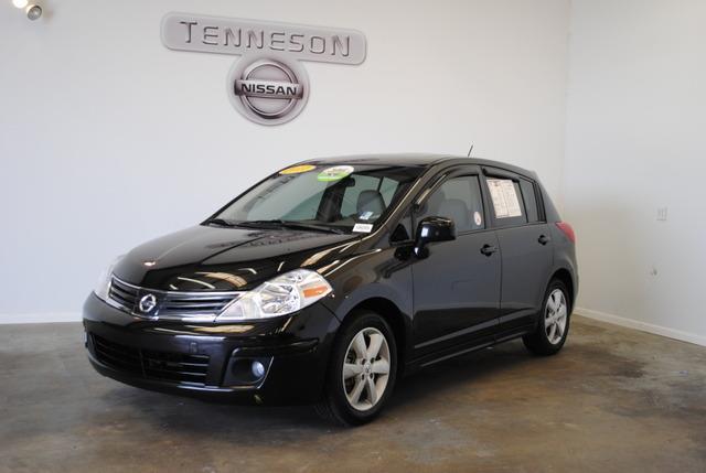 2011 Nissan Versa E43