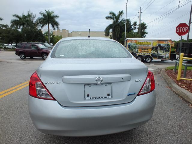 2012 Nissan Versa Unknown