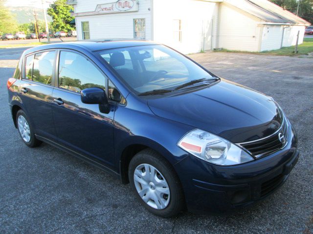 2012 Nissan Versa Carrera C4S