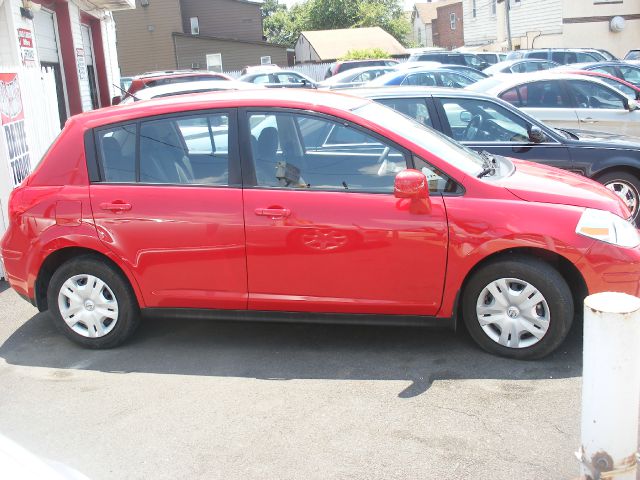 2012 Nissan Versa Carrera C4S