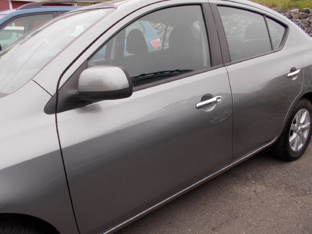 2012 Nissan Versa 1500 SLE Ext. Cab 2WD