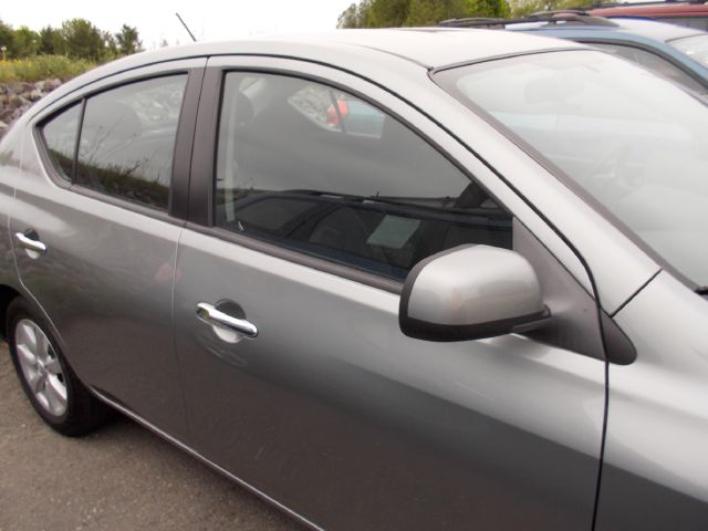 2012 Nissan Versa 1500 SLE Ext. Cab 2WD