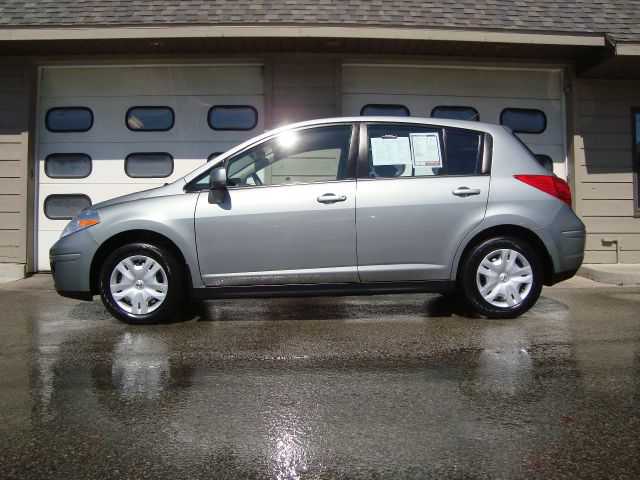 2012 Nissan Versa Carrera C4S