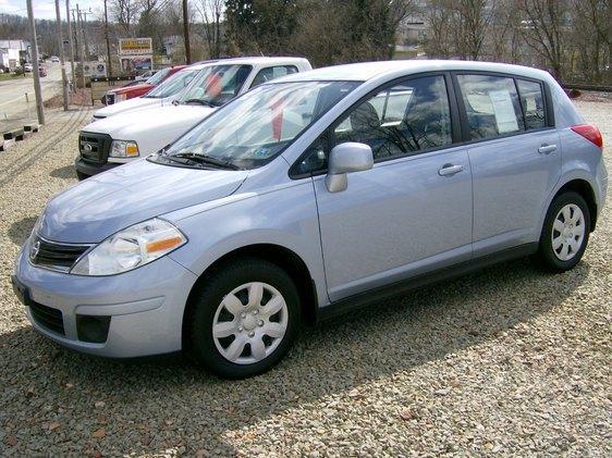 2012 Nissan Versa Carrera C4S