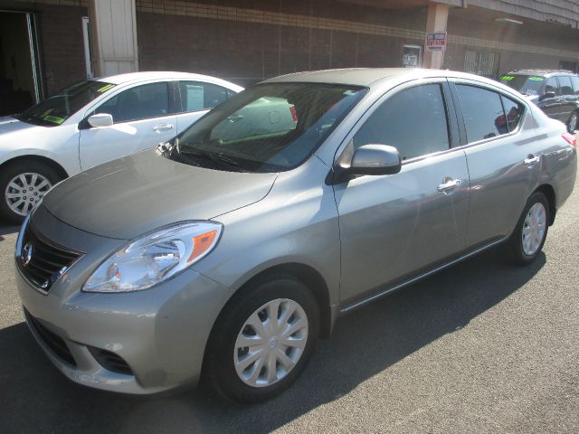 2012 Nissan Versa Track Edition 3.8