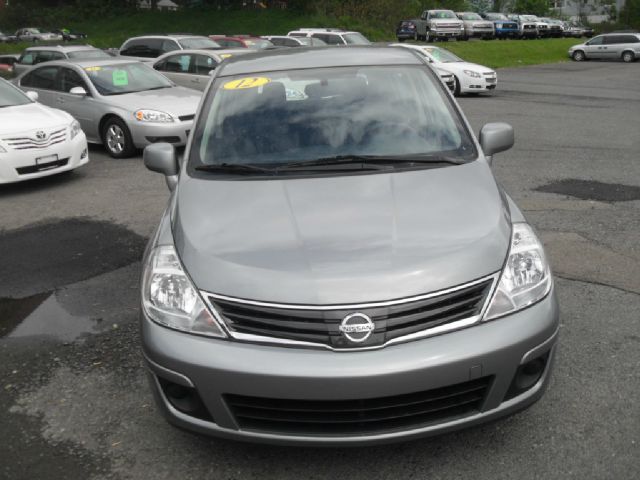 2012 Nissan Versa Carrera C4S