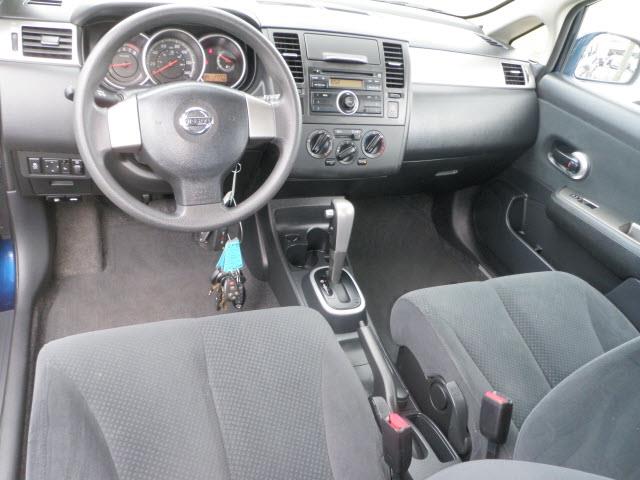 2012 Nissan Versa Unknown