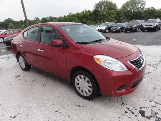 2012 Nissan Versa 745lilow Milesmint Condtionclean Carfax Se