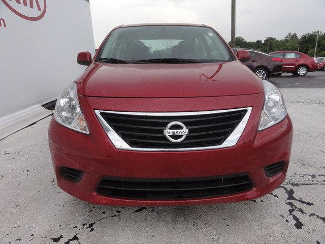 2012 Nissan Versa 745lilow Milesmint Condtionclean Carfax Se