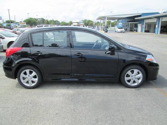 2012 Nissan Versa Limited Access Cab 4WD