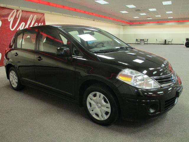 2012 Nissan Versa Carrera C4S