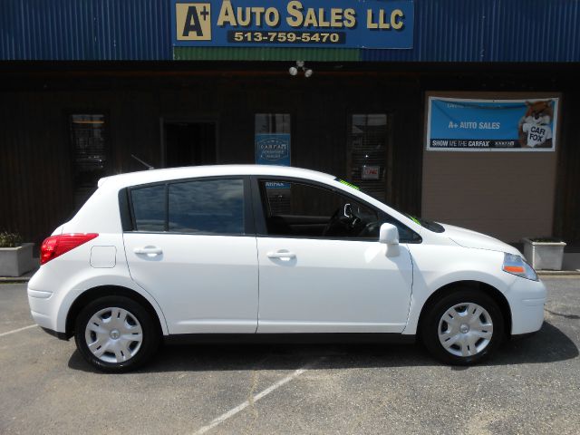 2012 Nissan Versa Carrera C4S