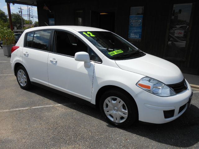 2012 Nissan Versa Carrera C4S